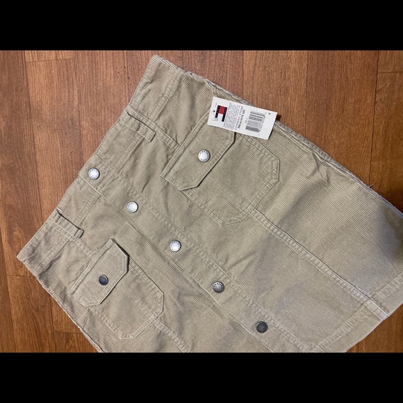 Tommy Hilfiger corduroy tan button down skirt - Picture 5 of 11